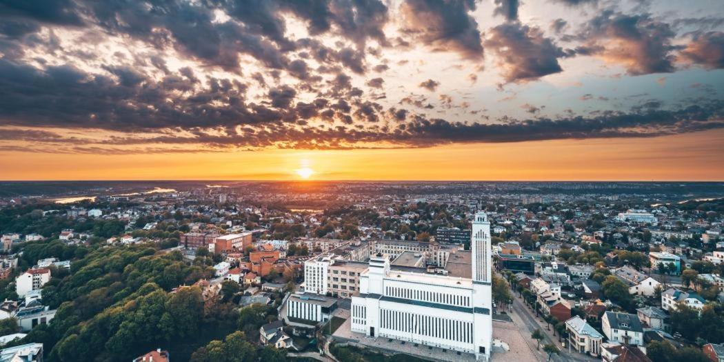 Stay In Kaunas & Radio City - Free Parking Ngoại thất bức ảnh